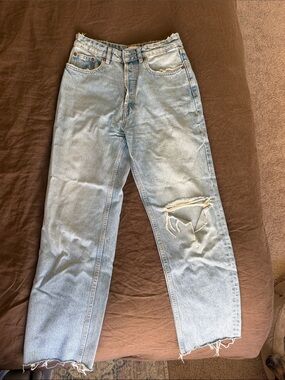 Zara Relaxed Straight Jeans with Distressed Knee